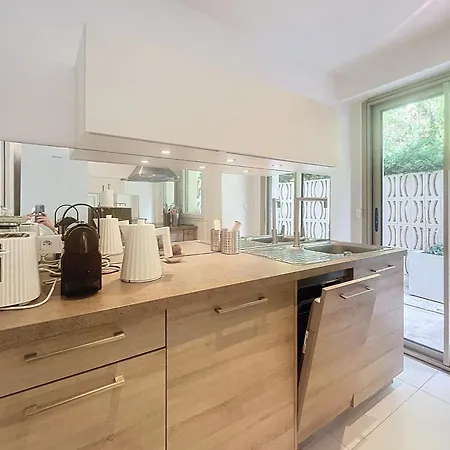 A Deux Pas Des Plages Piscine 346l Franchi Lägenhet *